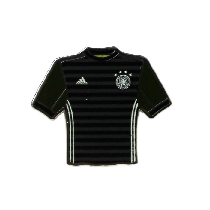 ドイツ代表 オフィシャル ピンバッジ 16 アウェイシャツ型 Fd Dfb Tr A Pi 15 サッカーショップfcfa 海外サッカー ユニフォーム アパレル グッズ通販